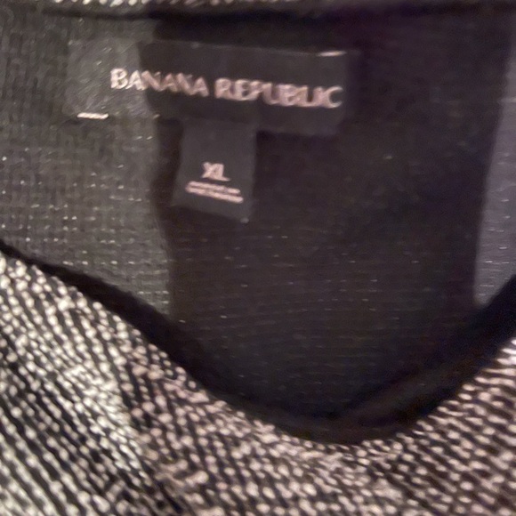 Banana Republic, off the shoulder top, XL, EUC - Picture 3 of 3
